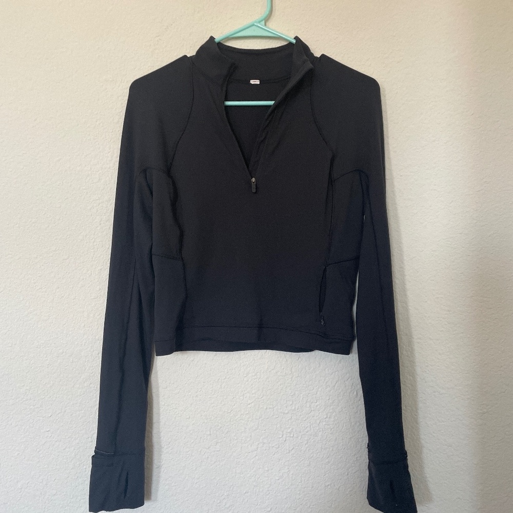 Lululemon it’s Rulu run half zip size 6